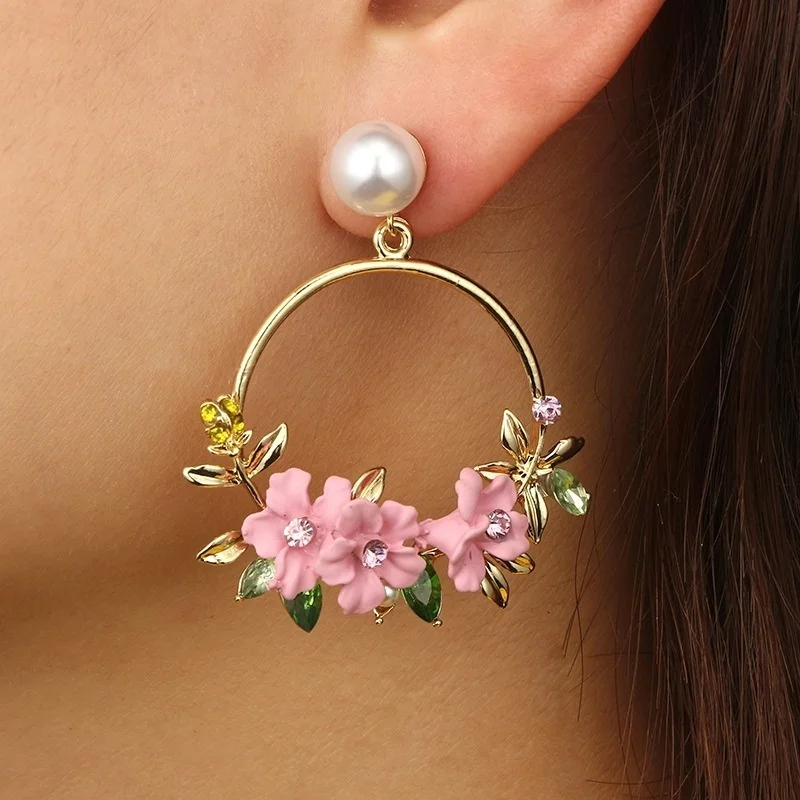 

Delysia King 2021 Women Cute Round Pearl Flower Earrings Plant Romantic Rhinestone Aestheticism Eardrop