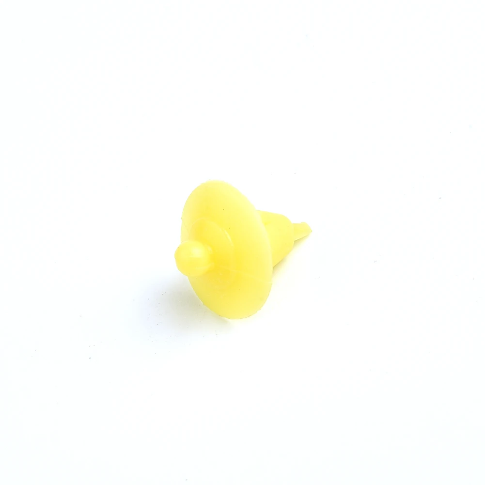 

10pcs Retainer Clip 2008-2013 Fixing For Volvo v60/xc60/sc90/V40/C30 White+Yellow