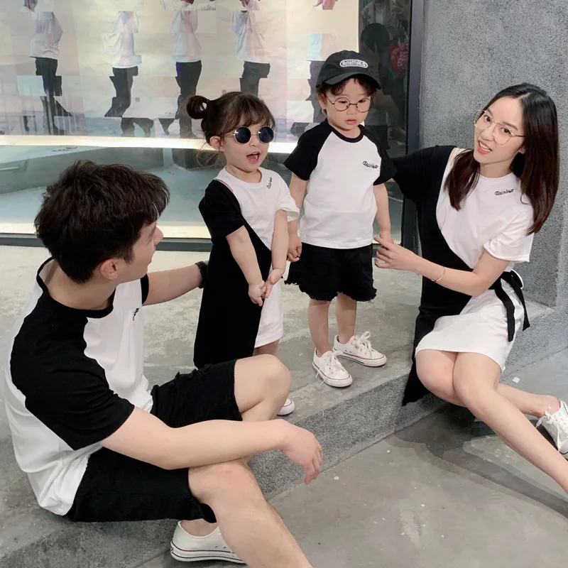 

Family Matching Clothes Father And Son t-Shirt Mother And Daughter Dresses Women's Tee Shirt Baby Girl Summer Dress Kids Tops
