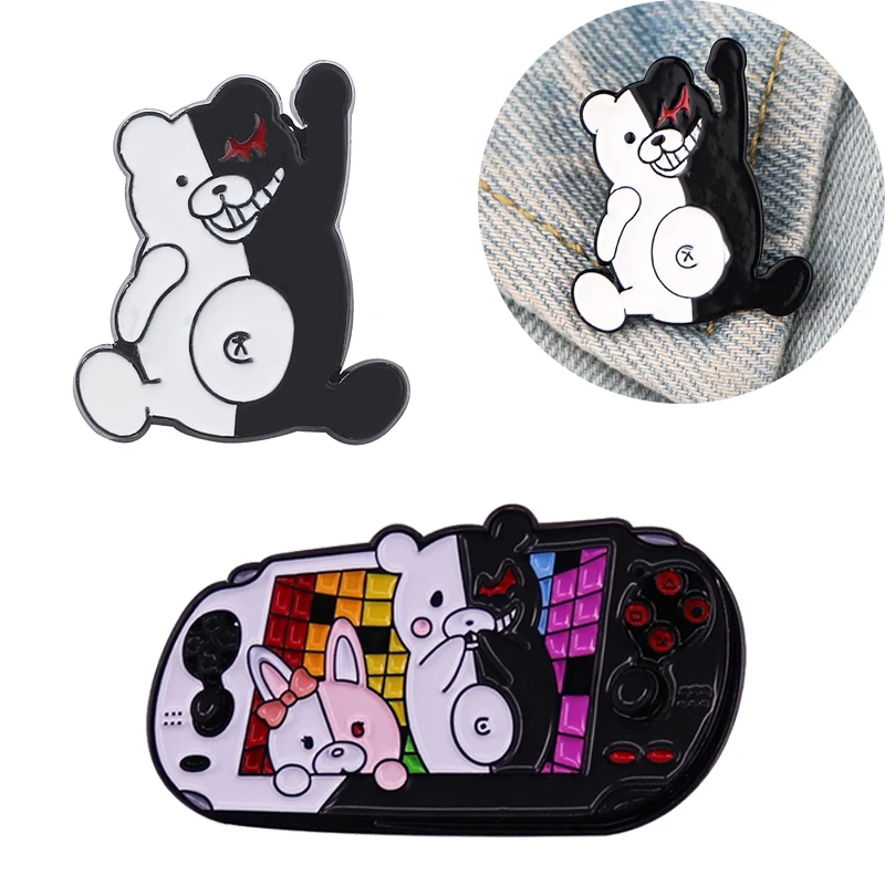  Monokuma Gameboy Pin Danganronpa Cosplay Anime Enamel Brooch Backpack Collar Lapel Pins Hat Cute Bear Robot Accessories Badge