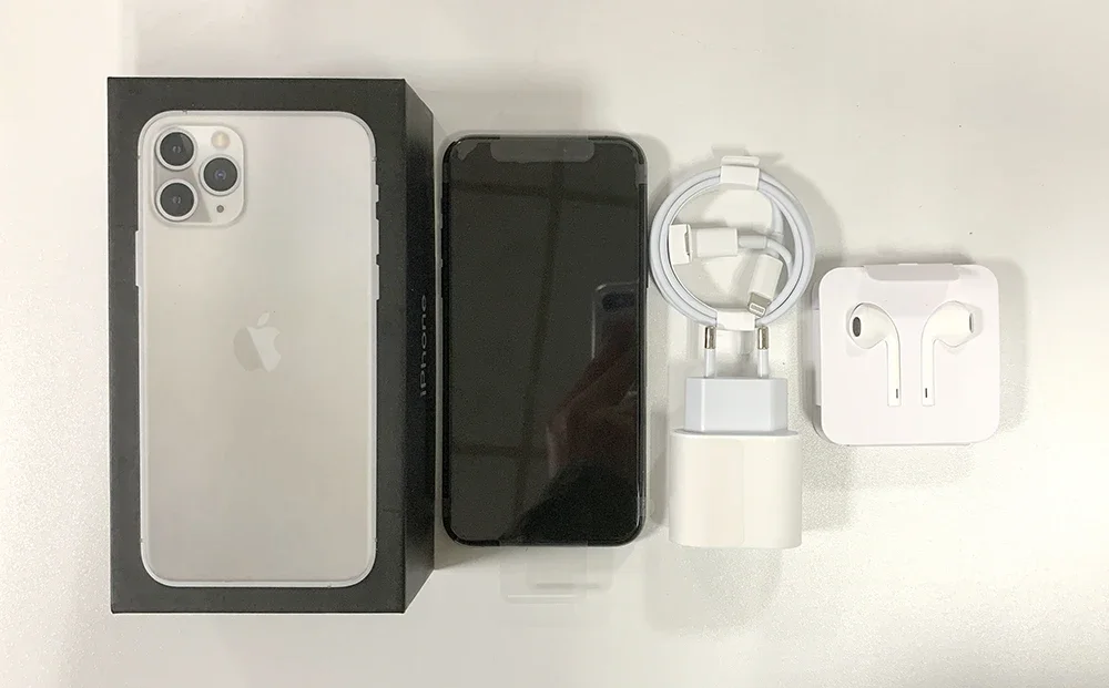 Смартфон Apple iPhone 11 Pro 4/64ГБ 4/256ГБ global б/у