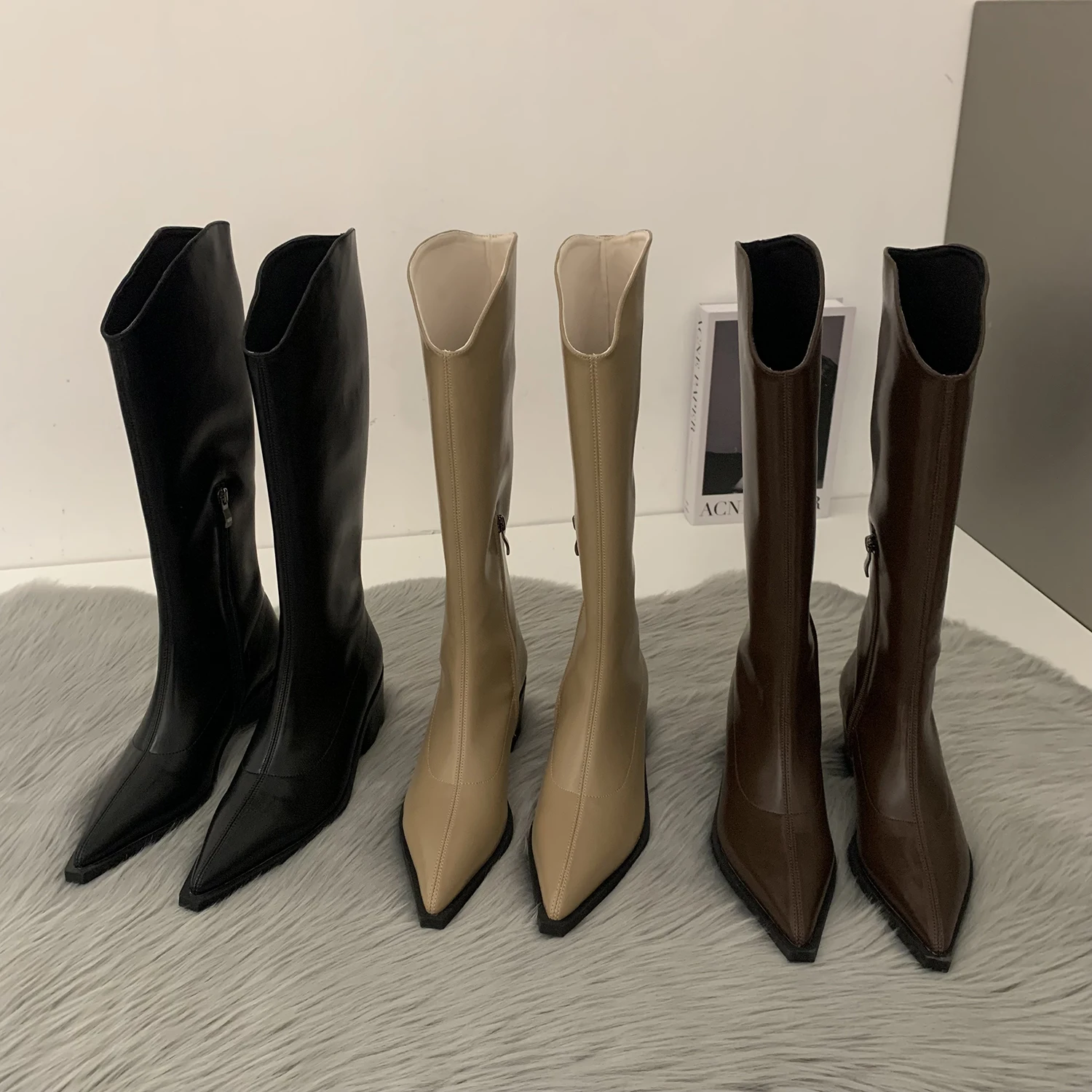 Купи Long Boots New Solid Color Pointed Toe Chunky Heel Knee Boots Side Zipper Trendy Versatile Boots for Woman за 3,900 рублей в магазине AliExpress