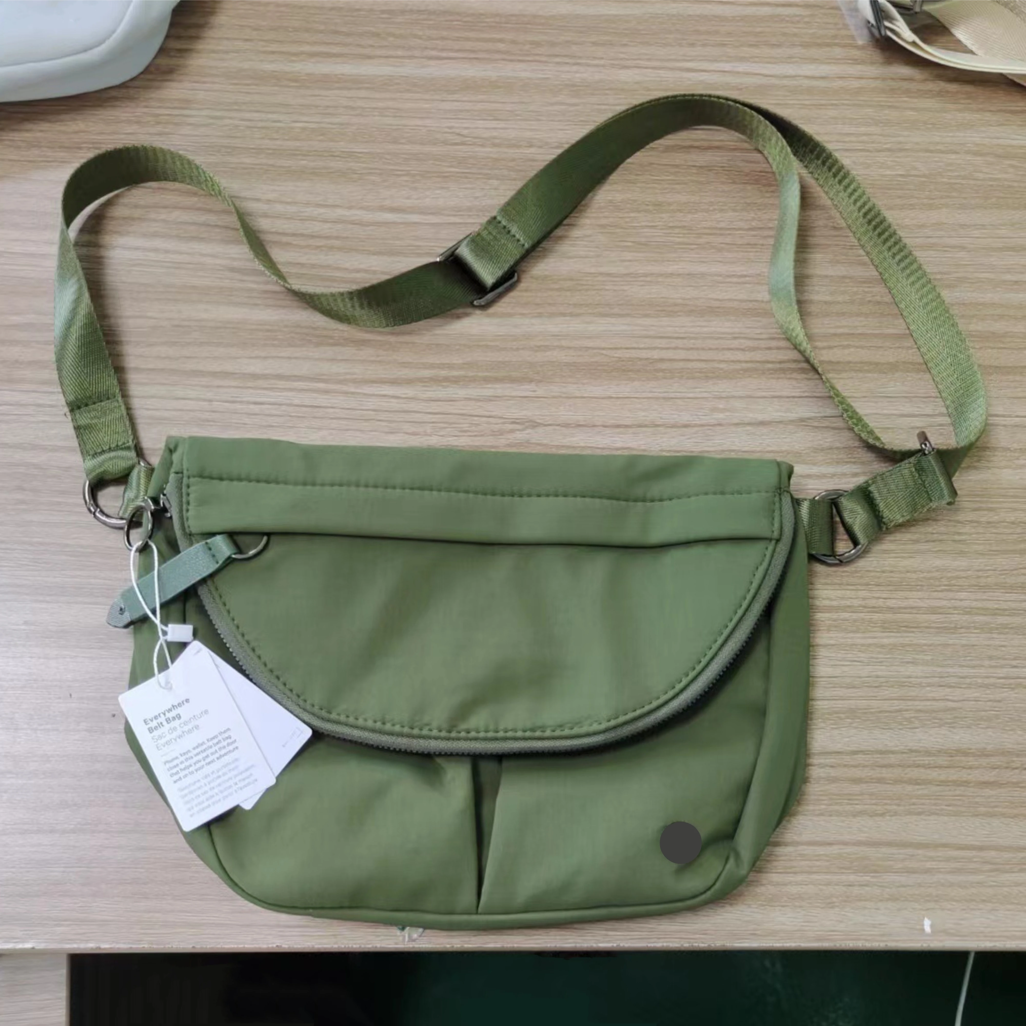 NWT Luluwomen All Night Festival Bag 5L Waterproof Commuter Leisure Messenger Bag Unisex Outdoor Sports Fitness Crossbody Bag