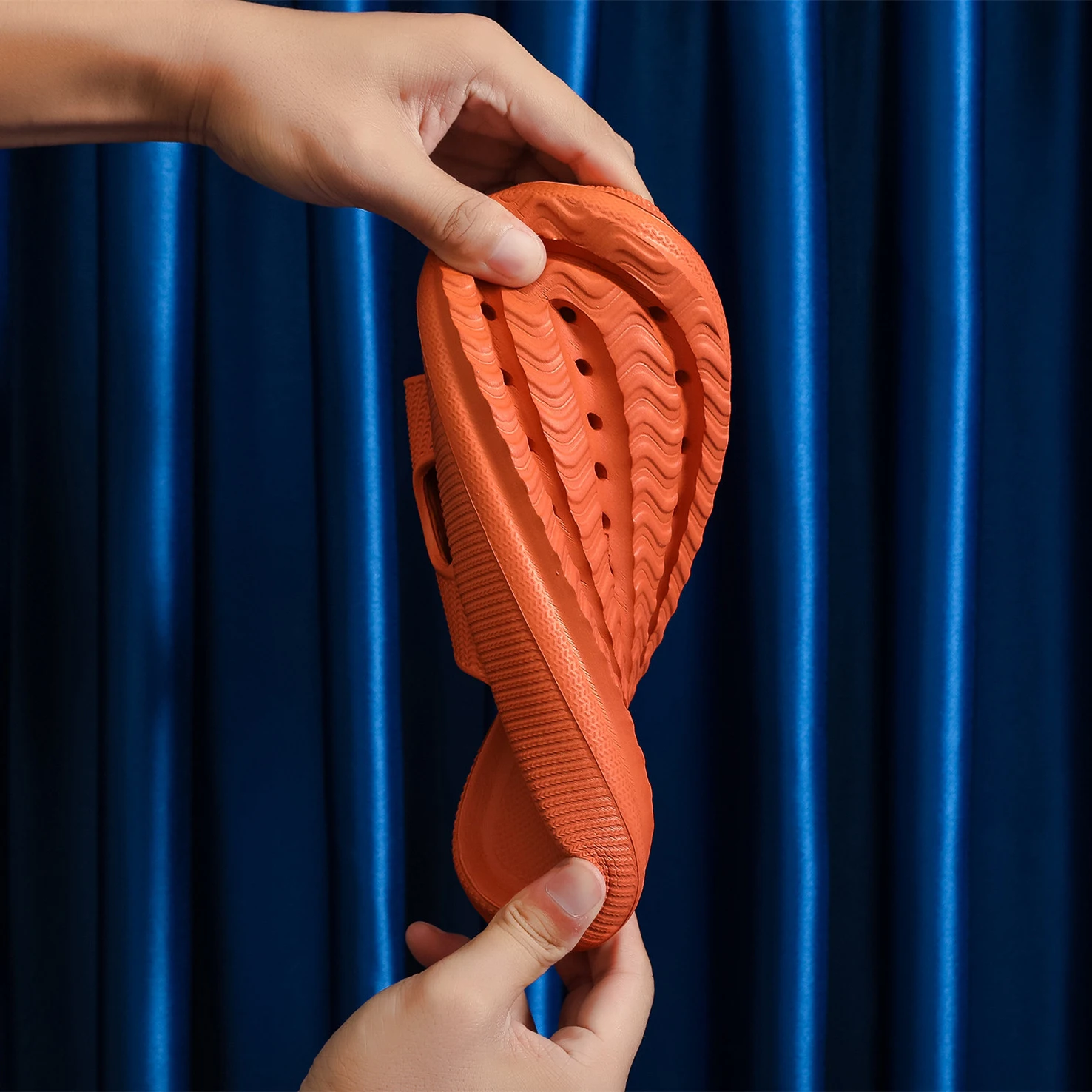 Slippers Women Thick Platform Shoes Indoor Bathroom Slipper Soft EVA Anti-Slip Home Floor Slides Ladies Summer Shoes Men