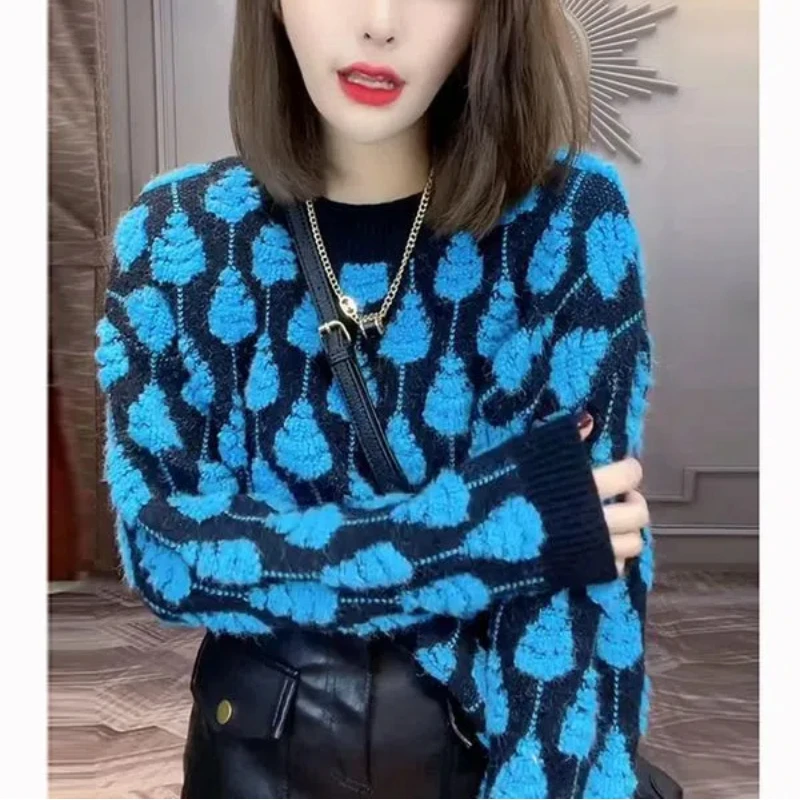 Осенне-зимний женский свитер с длинными рукавами-фонариками и геометрическим