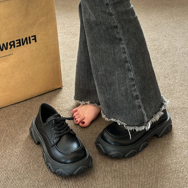 

Casual Woman Shoe Oxfords All-Match Female Footwear British Style Autumn Clogs Platform Loafers With Fur Black Flats Modis Round