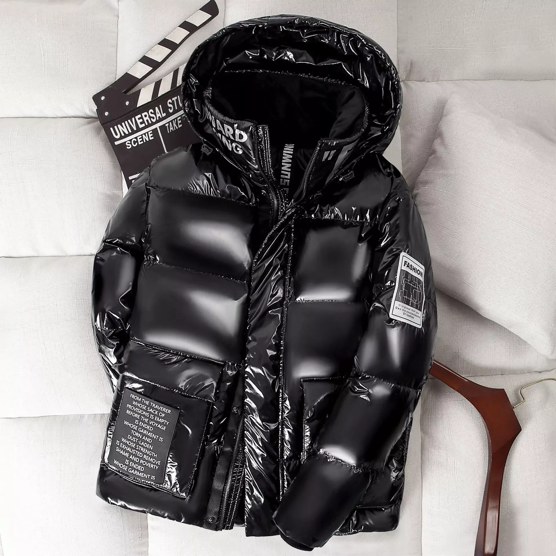 2022New New Men's Glossy White Duck Down Jacket Winter Warm Thick Hooded Parker Fashion Casual Waterproof Shiny Coats Male B