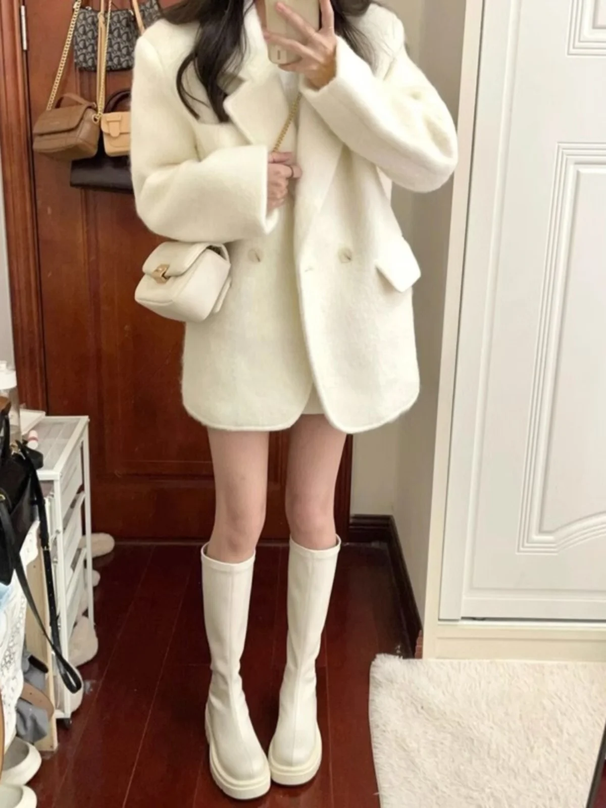 Белое короткое шерстяное пальто женская шерстяная куртка осень и зима 2024 новая