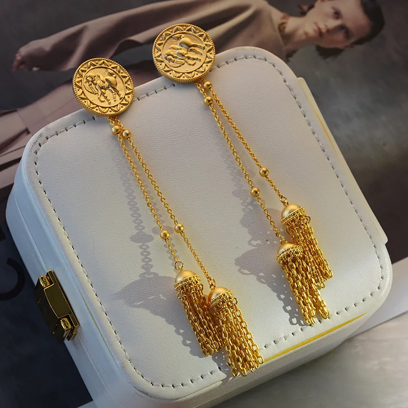 

Retro Long Metal Tassel Earrings Female Earrings Elegant Stud Earrings