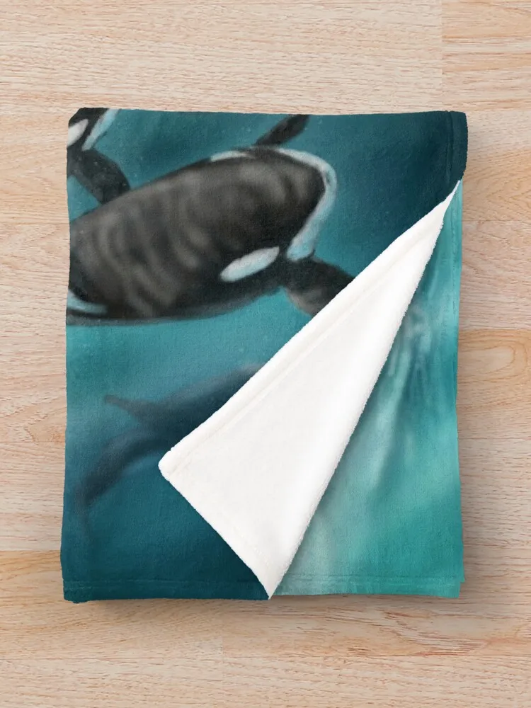 Декоративное одеяло в шотландскую клетку