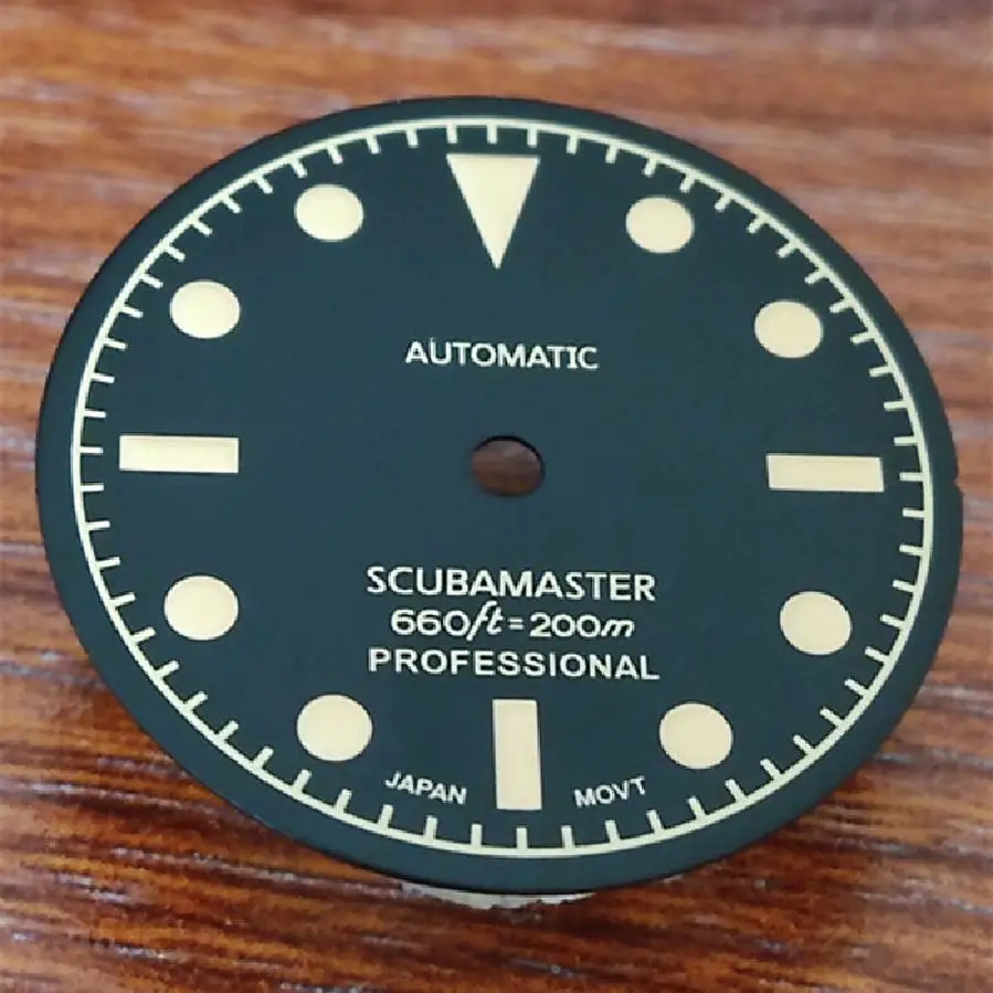 Watch Accessories dial Vintage black with C3 green Luminous NH35/36/4R/6R/7S movement SKX007 MM abalone Diver's watch  28.5mm