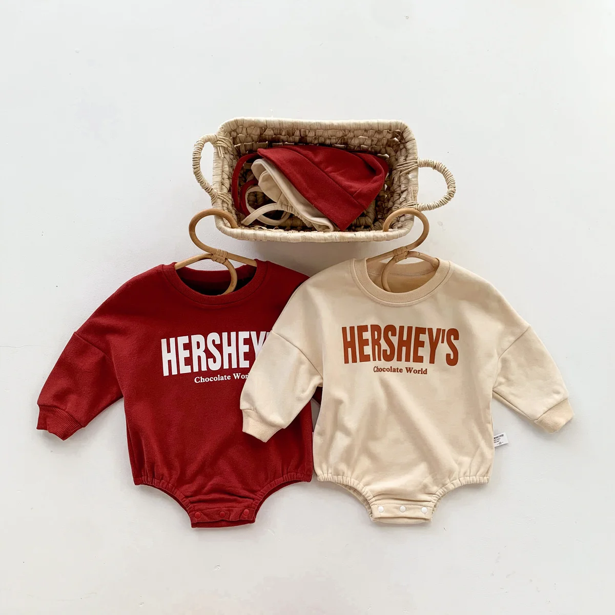 

Fashion Autumn Baby Bodysuit With Hat Cotton Letter Print Long Sleeve Pullover Bodysuits Newborn Unisex Sweater Jumpsuit
