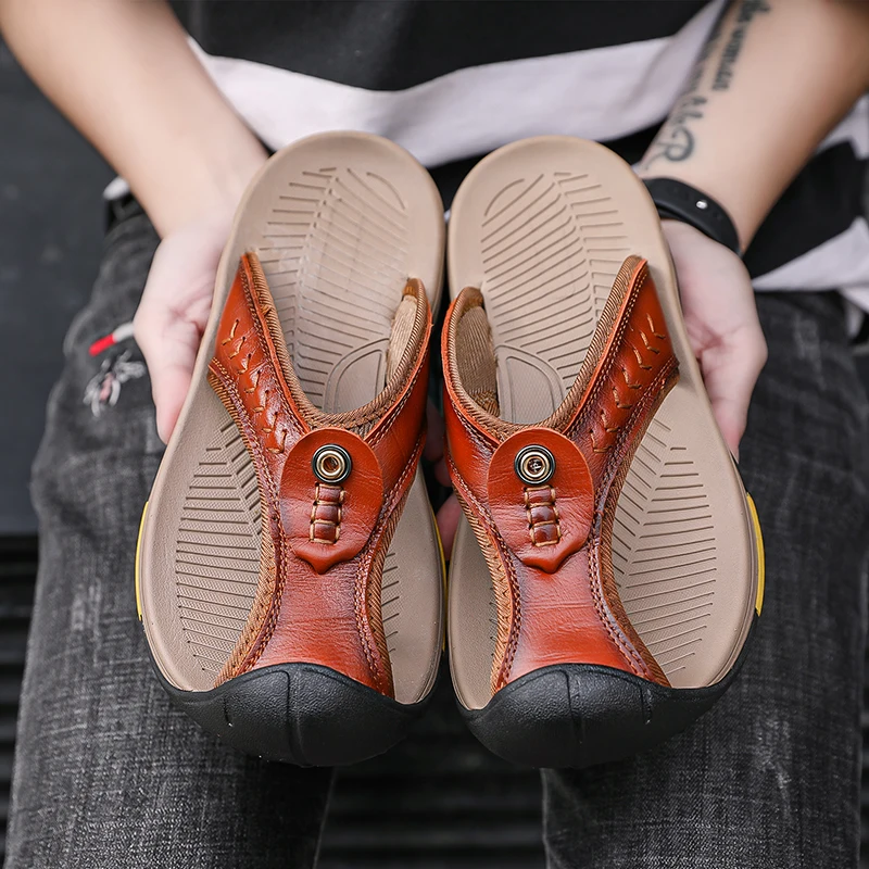 Slippers Men Summer Brand New Leather Breathable Flip Flops Comfortable Vintage Cowhide Casual Sandal Male Fashion Non-slip Shoe