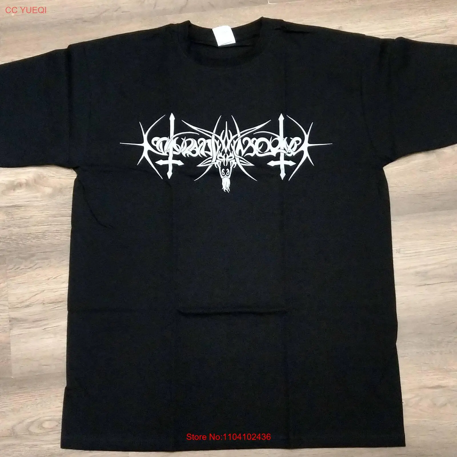 NOKTURNAL MORTUM — логотип козлиных рогов (футболка) официально лицензированная