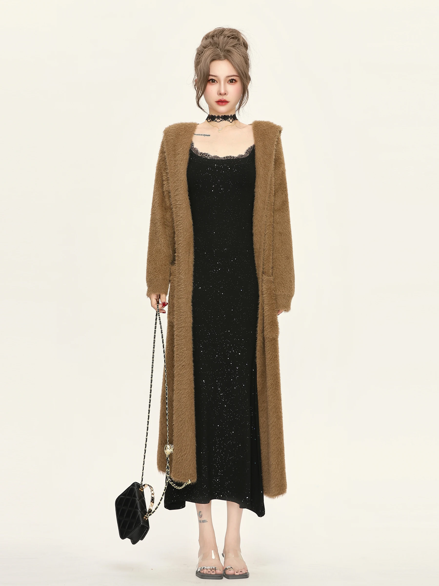 Маленькая станция одежды P мягкий клейкий мохеровый капюшон длинный свитер