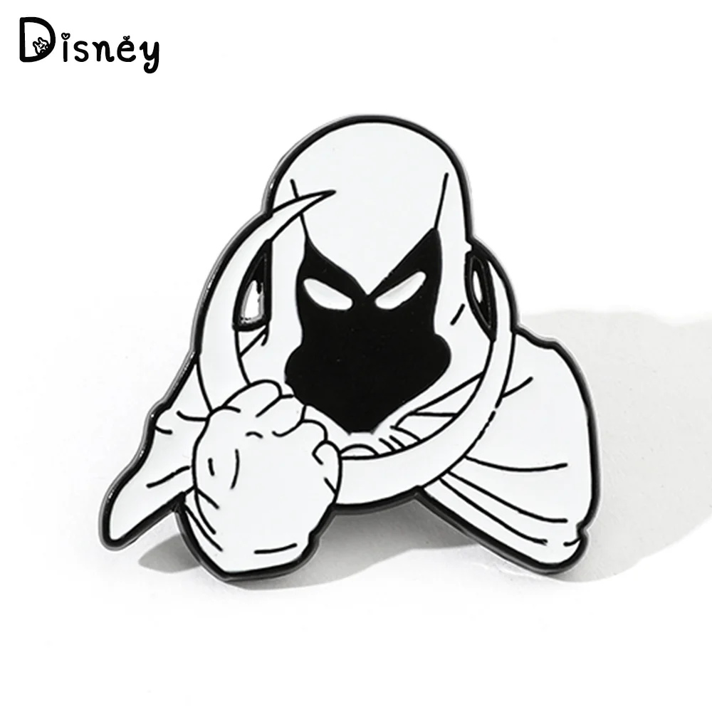 

Marvel Superhero Moon Knight Badge Brooch The Avengers Metal Enamel Lapel Pin Clothing Backpack Pin Accessories Jewelry Gifts