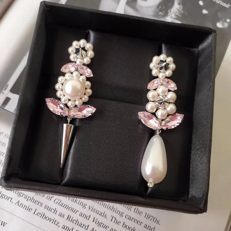 

European and American retro court style Baroque pearl earrings rivets color flower temperament earrings