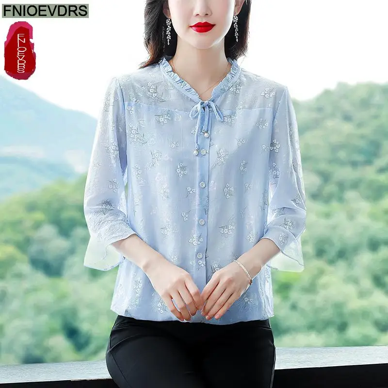 Блузка женская с V-образным вырезом длинным рукавом и цветочным принтом