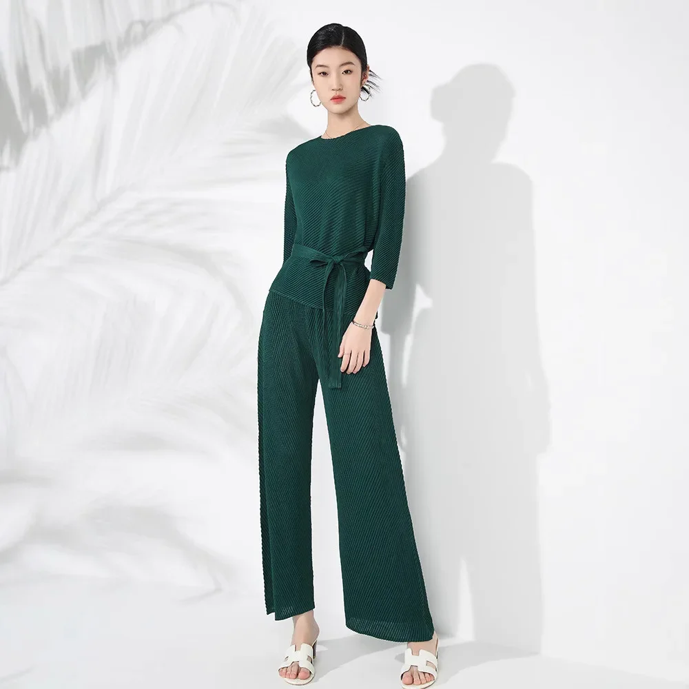 Модный плиссированный повседневный костюм для женщин 2024 осенний новый пуловер с