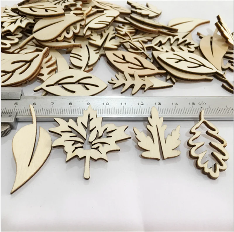 

50pcs Mix Leaf Wood Sewing Home Decoration Scrapbooking Crafts Supplies Handmade Leaves Art DIY Graffiti Button