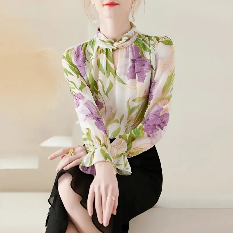 

New Spring Autumn Fashion Print Flower Flare Sleeves Bottoming Shirt Standing Neck Loose Chiffon Top for Women M-4XL