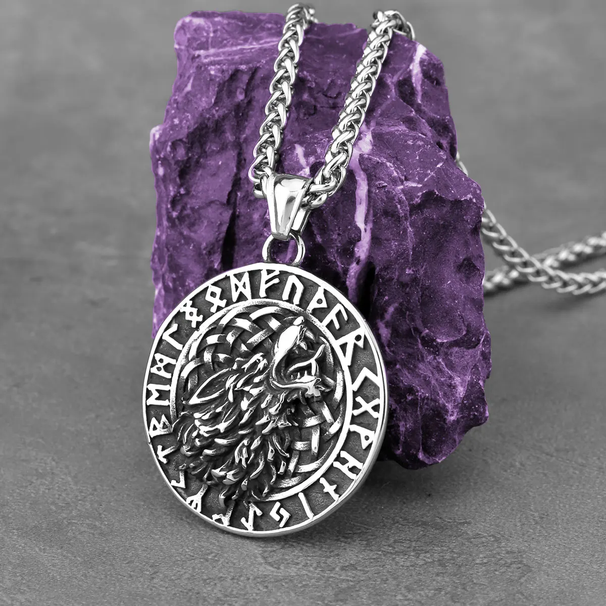 

Vintage Vikings Odin Wolf Runes Necklace Men's Stainless Steel Nordic Vegvisir Amulet Pendant Necklace Hip-hop Jewelry Wholesale