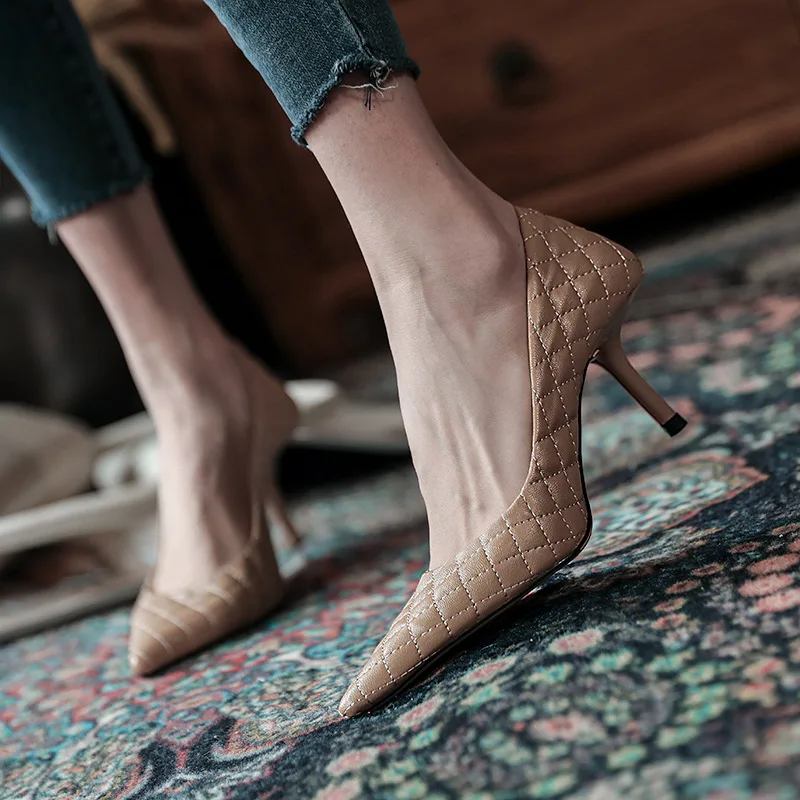 

Elegant Pointed Toe High Heels Women Spring 2022 ins Design Thin Heel Apricot Light Mouth Single Shoe Woman