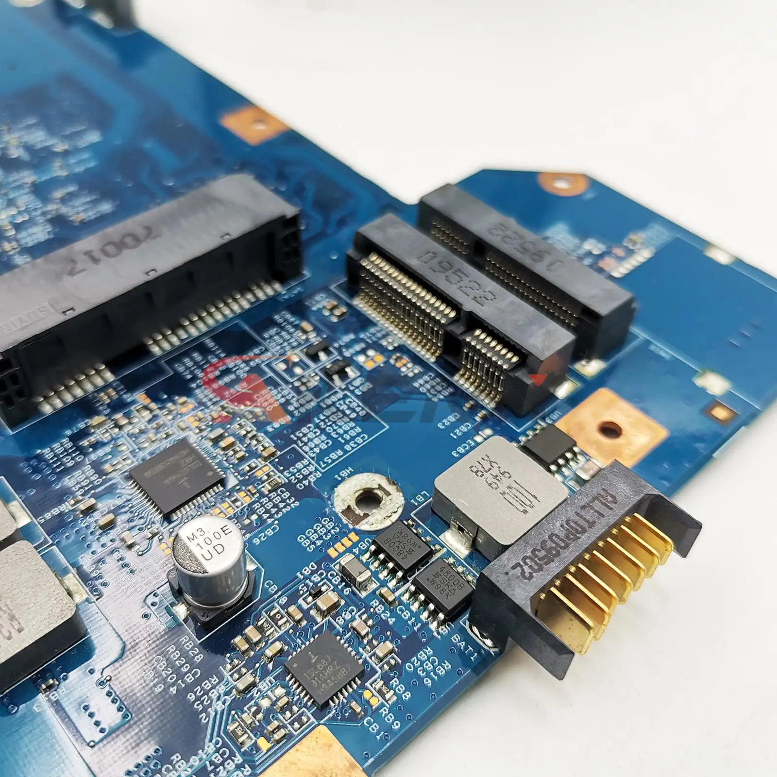 Рисунок 5 - Оригинальная материнская плата