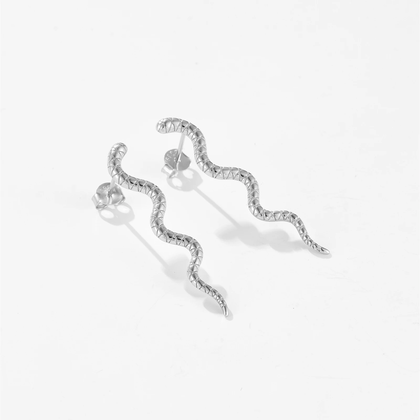 Серьги-гвоздики в виде змеи 40 см