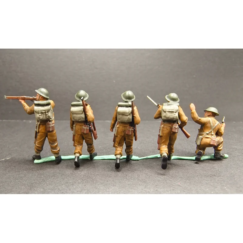 Фото Масштабная модель 1:72, окрашенная из смолы, 4/5 шт., британская пехотная разведывательная группа, фигурки солдат, аксессуары для сборки сцен, коллекция. №3