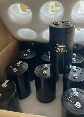 Новый электролитический конденсатор 400V8200UF 77X155MM M5 STGCON WAS 85C