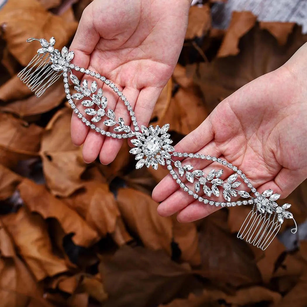 Женский обруч для волос с искусственными кристаллами серебристого цвета