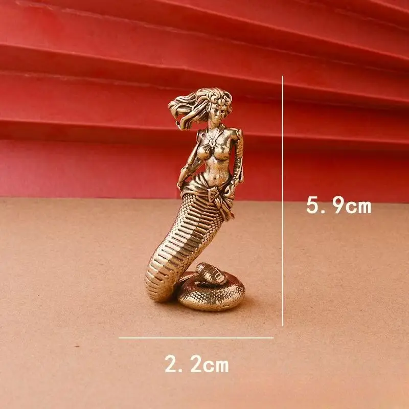 

Статуэтка Медуза из меди