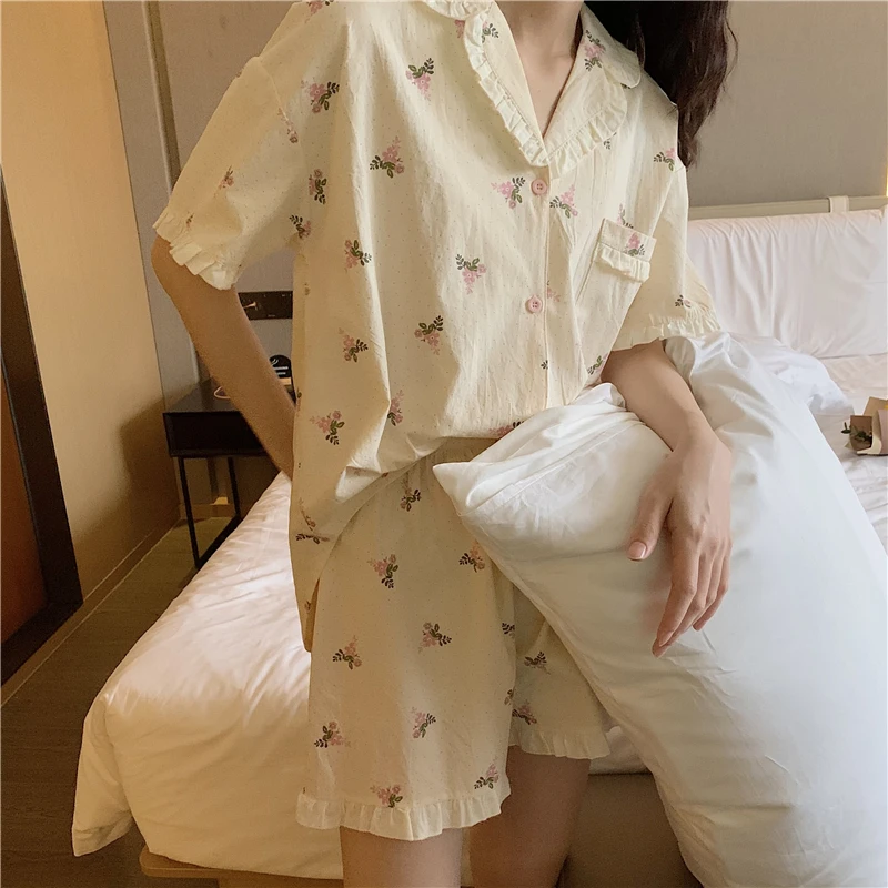 Summer Polka Dot Sleepwear Home Suit Women Pajama Set Floral Print Shorts Pijamas Short Sleeve Sleepwear Cute Elastic Wasit D282