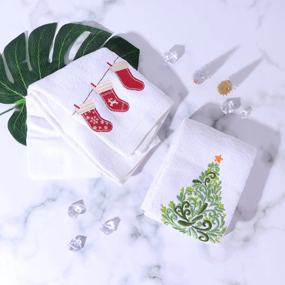 

Towels Christmas Towel Gift Cotton Face Holidayfingertip Facial Hand Tea Baby Wedding Bathroom Washcloth Favors Party Santa Dish