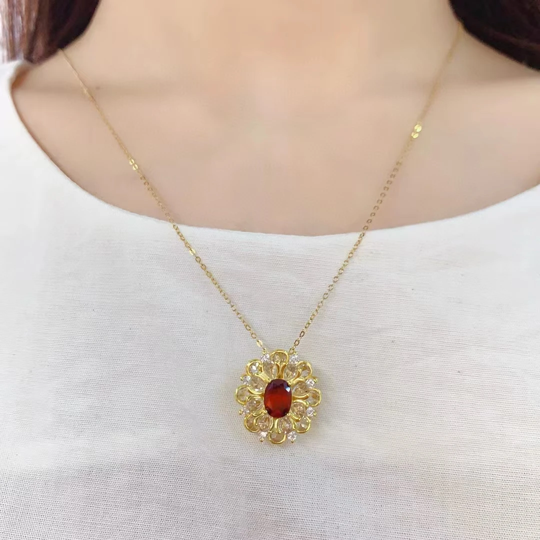 Изящные Ювелирные изделия натуральный гранат с полной четкостью женская