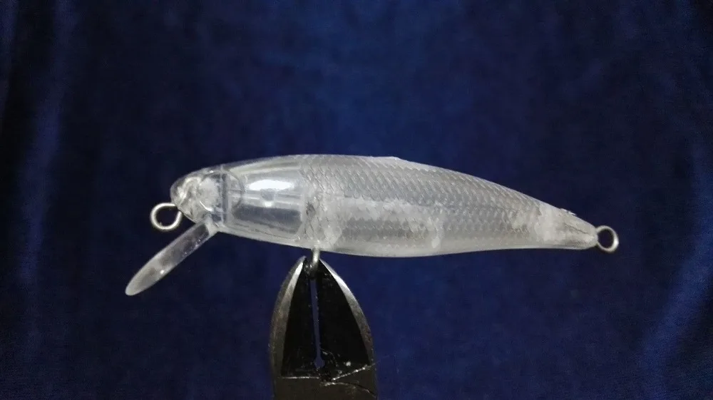 

1pcs Unpainted Minnow Hardbaits Fishing Lure Bodies 65mm 3.2g Blank lures JSE139