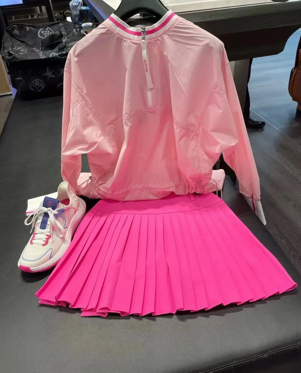 Golf Shirts Long Design Windbreaker Women's Fashion Windproof Coat Pink Golf Top Pullover Round Neck Slim Waist Windbreaker