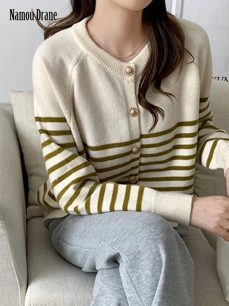 

Namou Drane Autumn/winter 2022 New Striped Retro Knitted Cardigan Age-reducing Loose Korean Fashion Women's Sweater