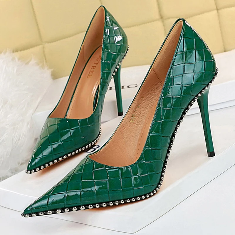 

Shoes Rivet Woman Pumps 2022 New High Heels Stiletto Pu Leather Women Heels Sexy Party Shoes Female Heel Plus Size 43
