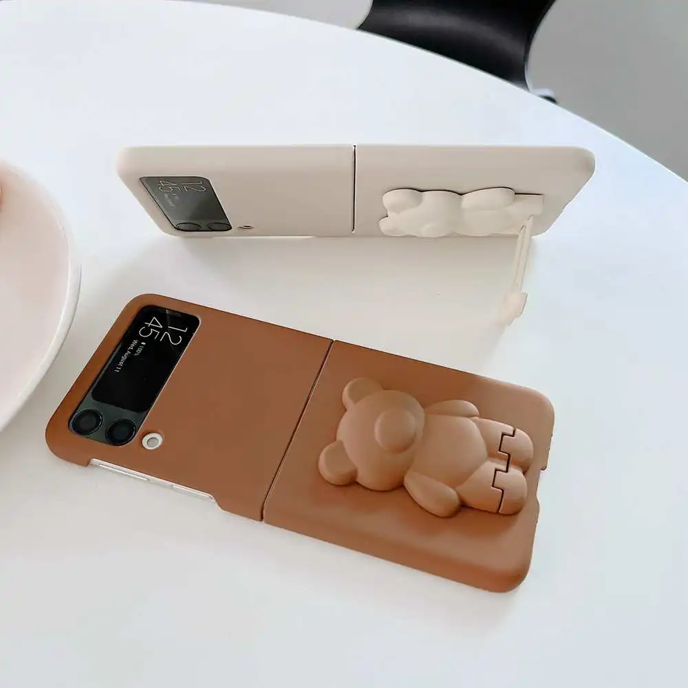 

For Samsung Galaxy Z Flip 3 4 Cute 3D Bear Bracket Case For Samsung Galaxy ZFlip3 ZFlip 4 3 Z flip4 Pure Color Shockproof Cover