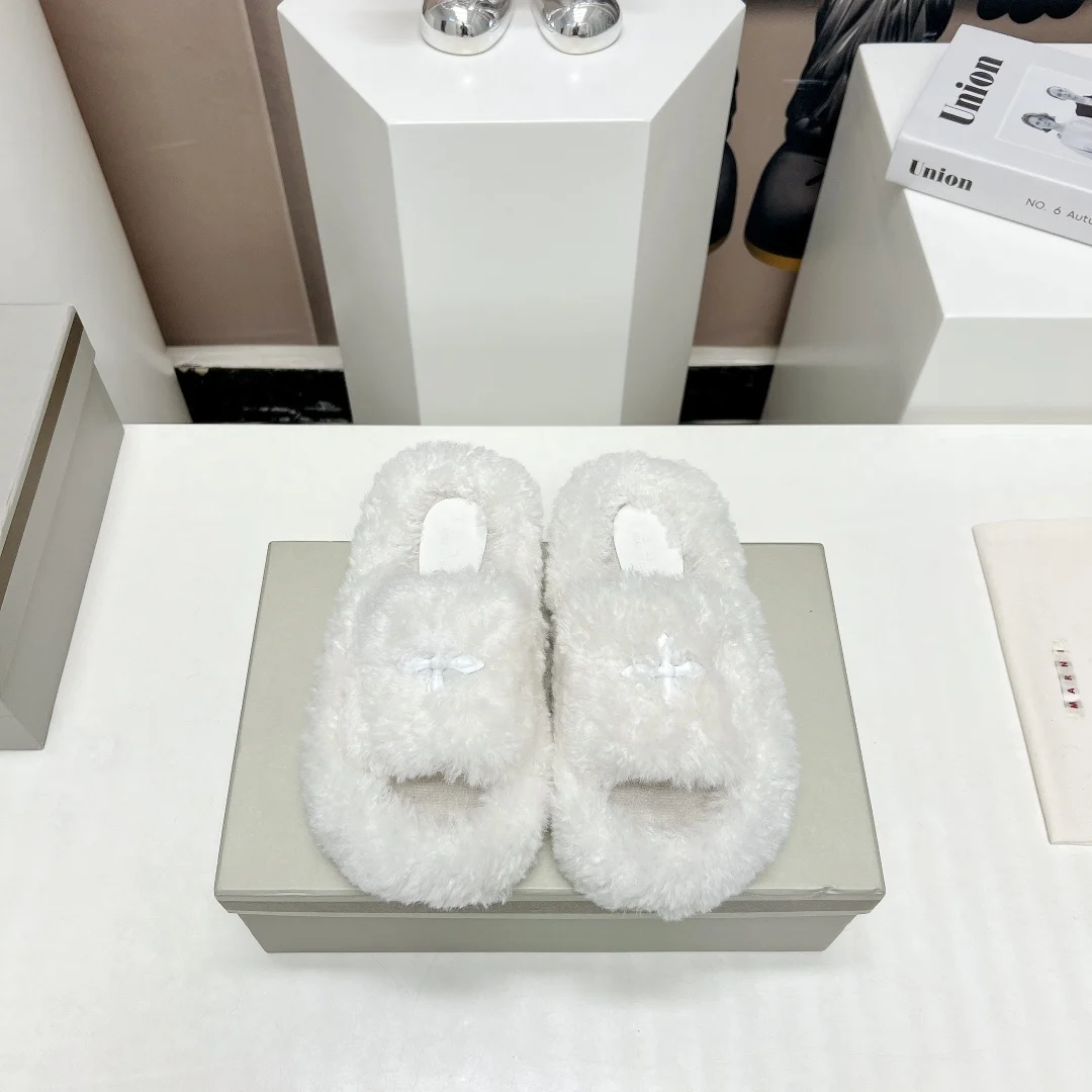 

Роскошные брендовые туфли Marni для женщин, белые однотонные шерстяные теплые пушистые тапочки в стиле Харадзюку, милые толстые женские домашние тапочки Y2K