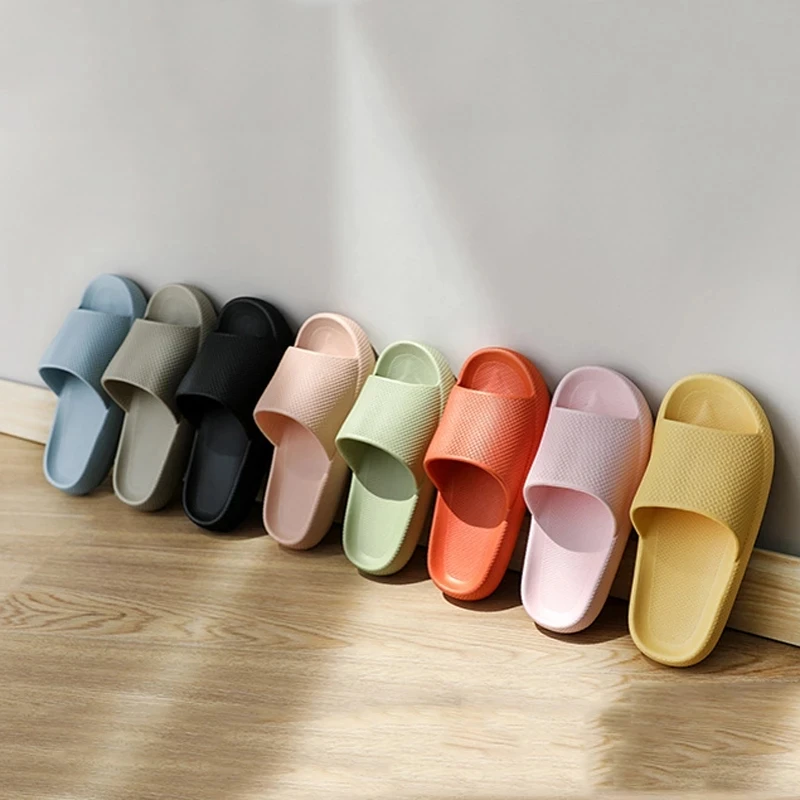 

Сандалии на мягкой подошве из ЭВА для мужчин и женщин, Нескользящие шлепанцы для дома и ванной, пляжные тапочки на толстой платформе, для отд...