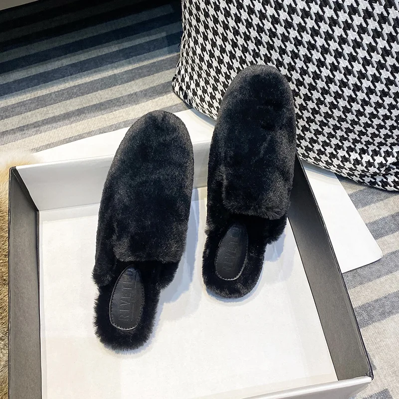 Women Home Outdoor Shoes Winter White Wool Slides Fluffy Hair Mules Bedroom Pantuflas Mujer Smooth Faux Fur Slippers