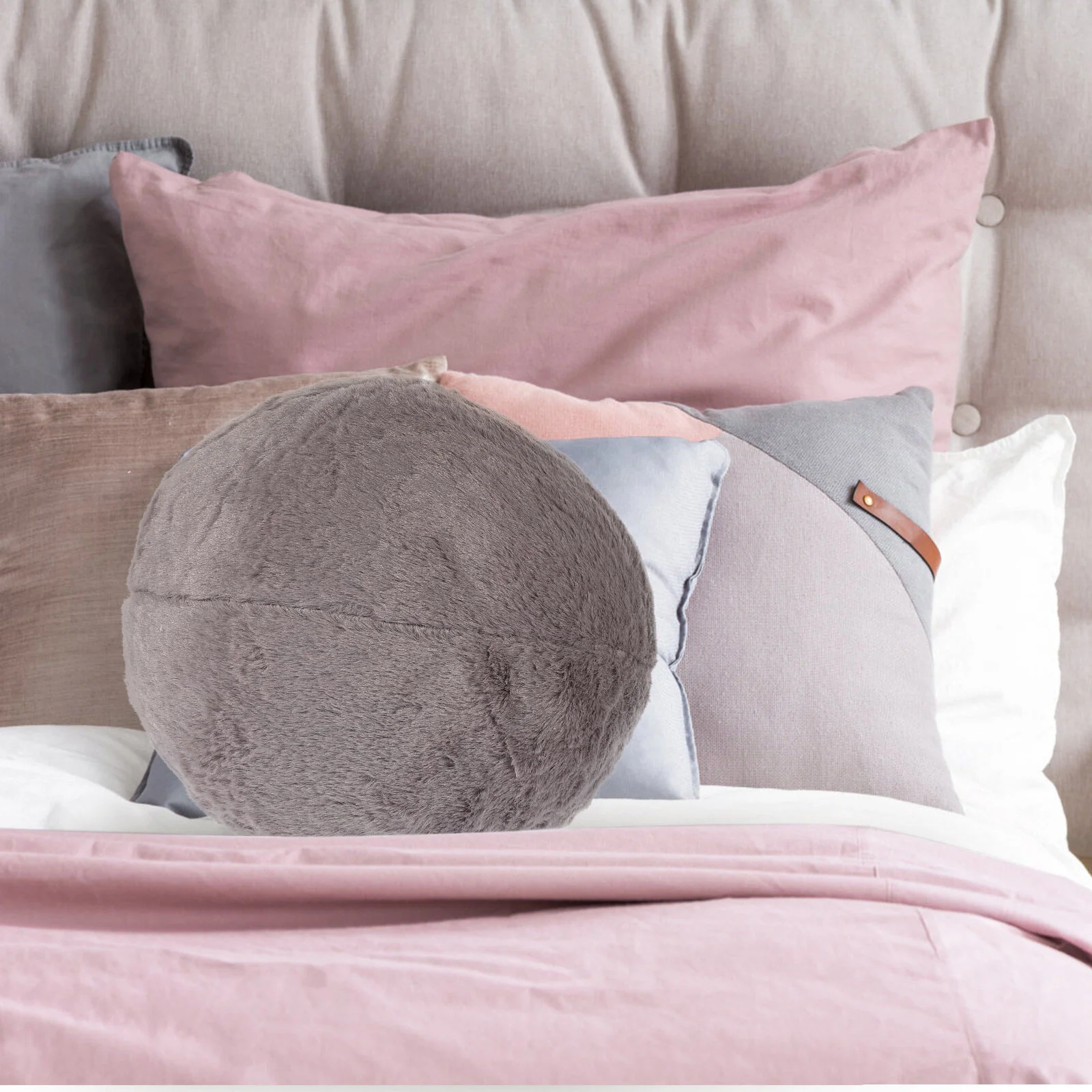 

Decorative Bed Pillows Sports Ball Cozy Furry Cushion Mini Multifunction Fluffy Spherical Household Throw Round Couch Pp Cotton