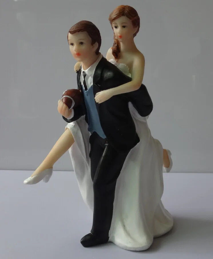 

Cake Toppers Dolls Bride and Groom Figurines Funny Wedding Cake Toppers Stand Topper Decoration Supplies Marry Figurine