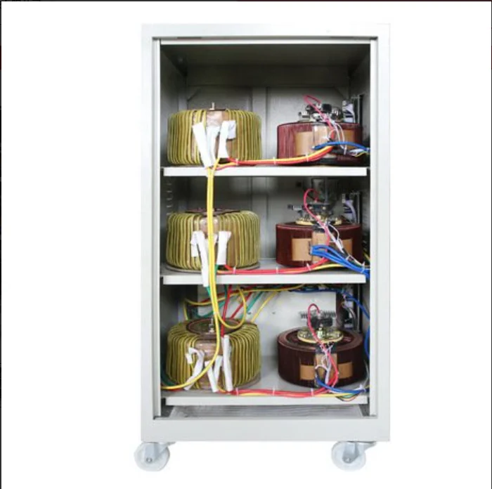 Трехфазный стабилизатор напряжения 30 кВА 80 кВт переменного тока 380 в источник