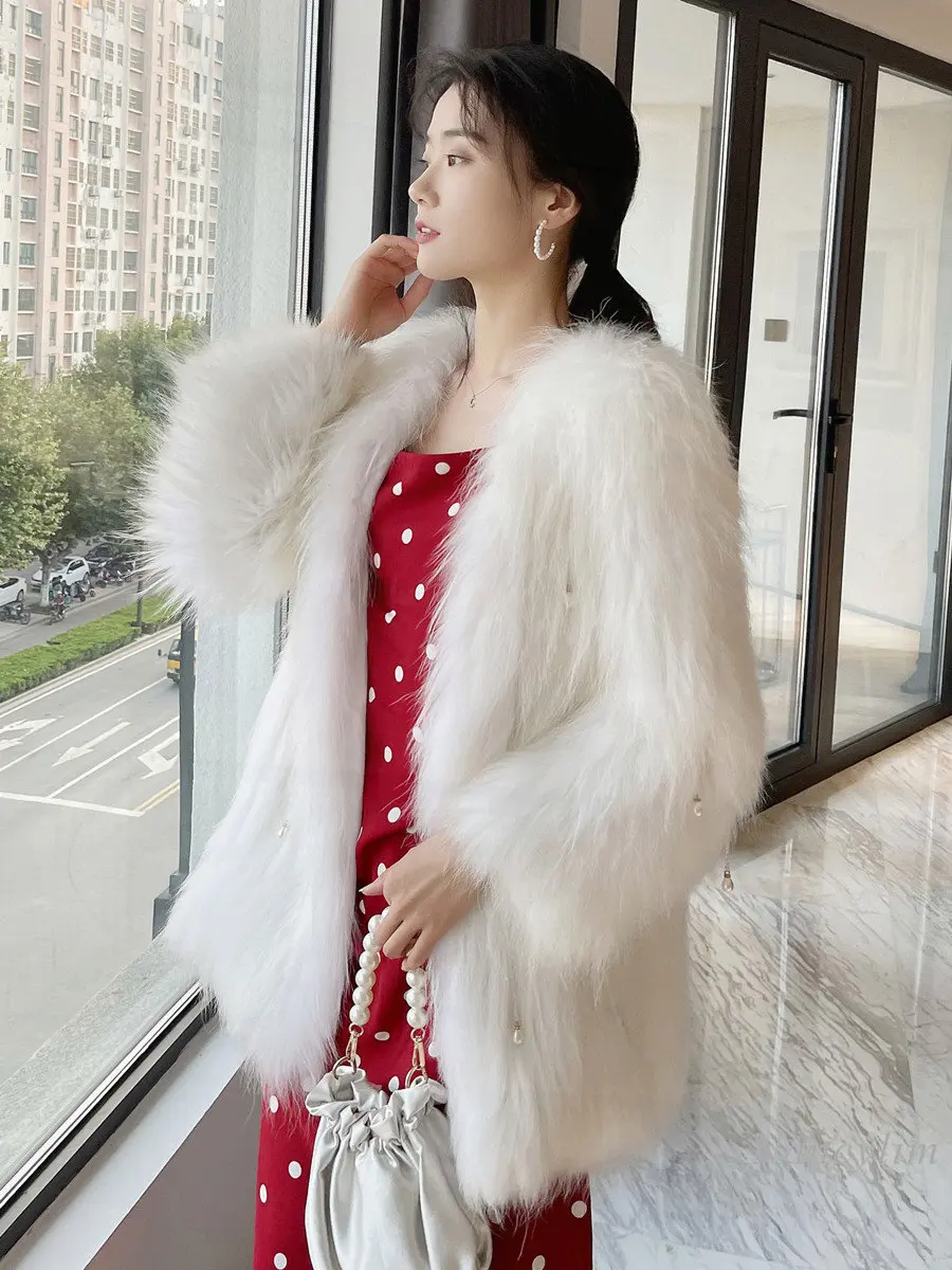 2022 New High Quality Green Faux Fur Coat Women Winter Imitation Fox Fur Long Korean Style Pearl Tassel Thickened Warm Overcoat