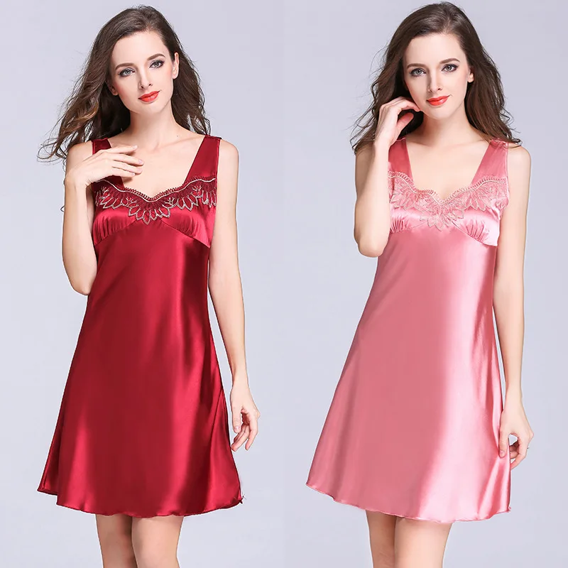 

Women Sleeveless Nightdress Lace Applique Nightgown Summer Silky Satin Sleepwear Lingerie Bathrobe Loungewear
