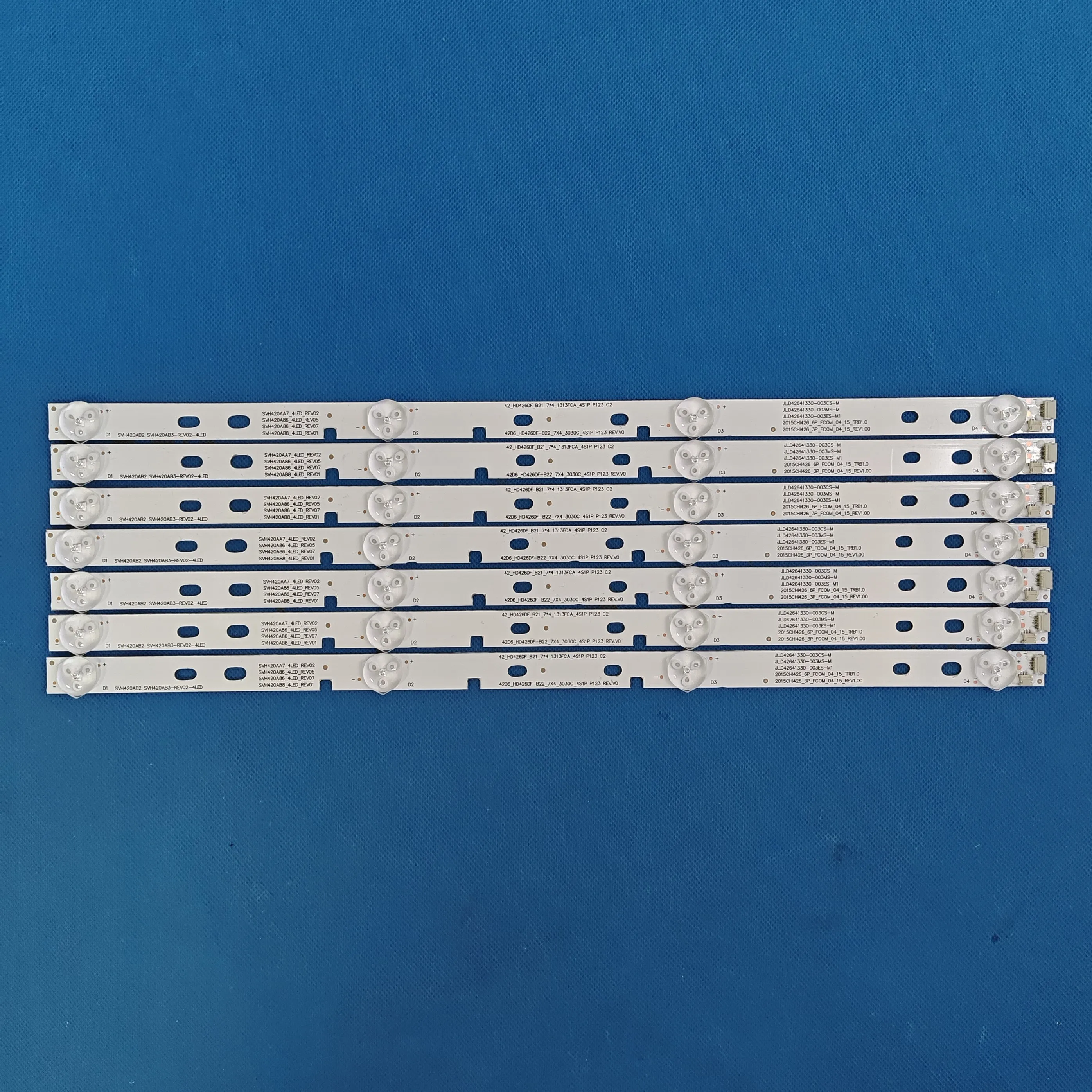 

Светодиодный светильник Doffler 43CF59-T2